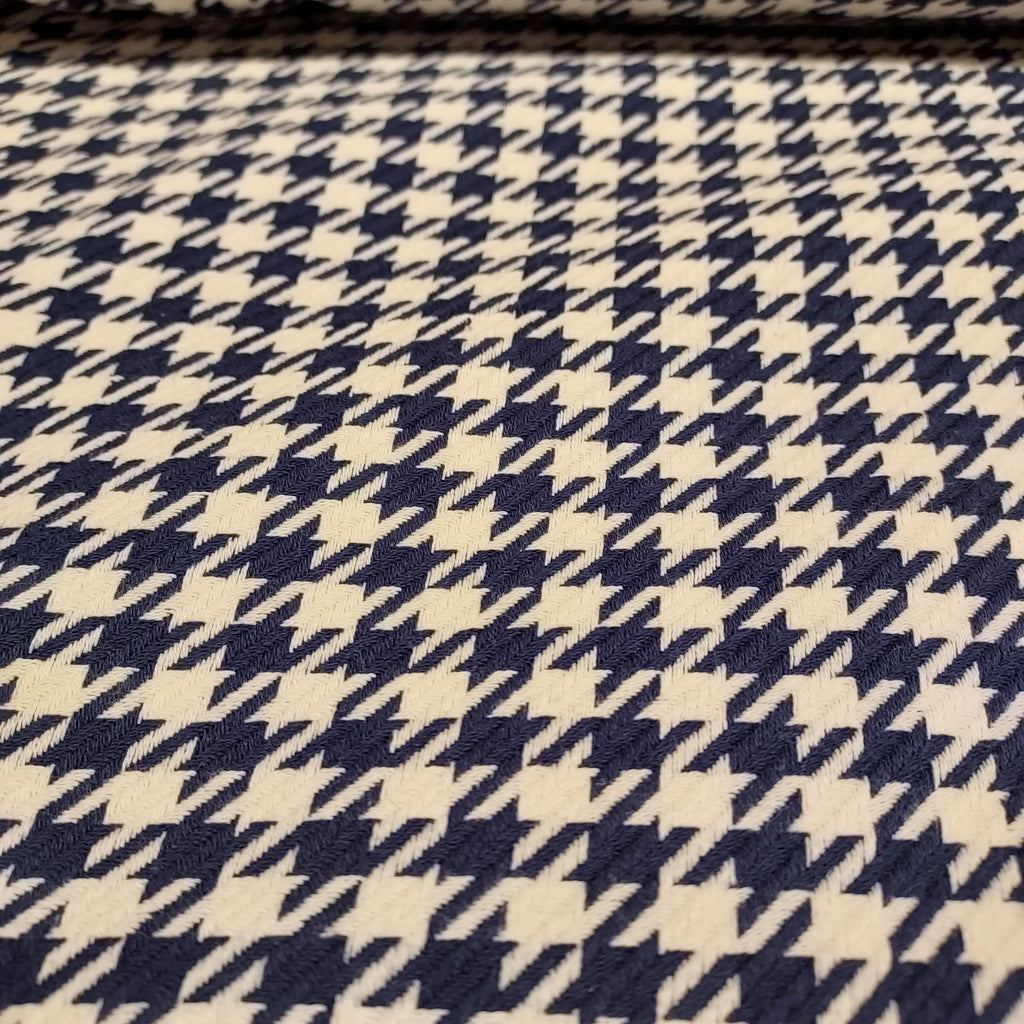 Fabric in cotton and wool with houndstooth pattern - multicolored